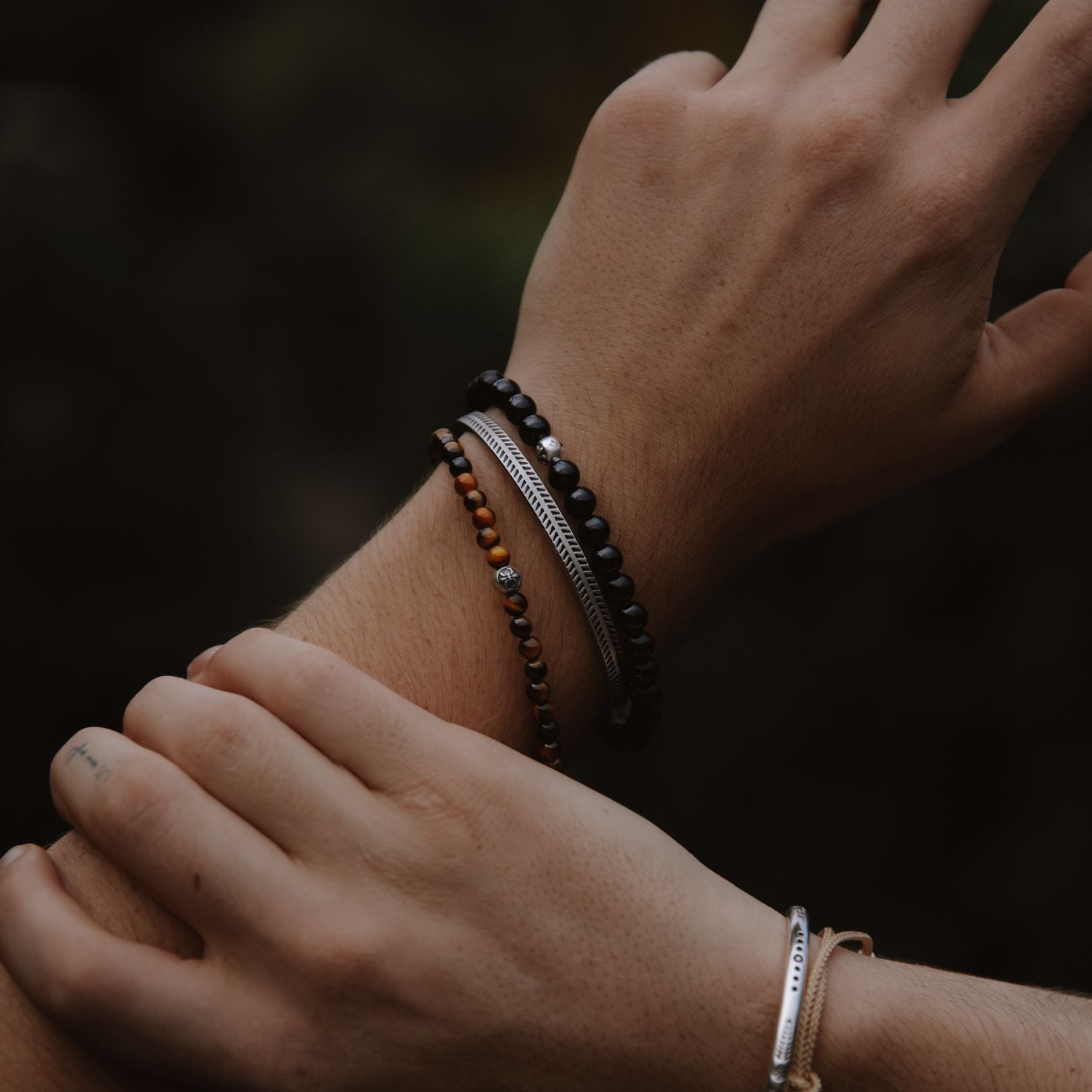 "CASTIARI" TIGER EYE BRACELET